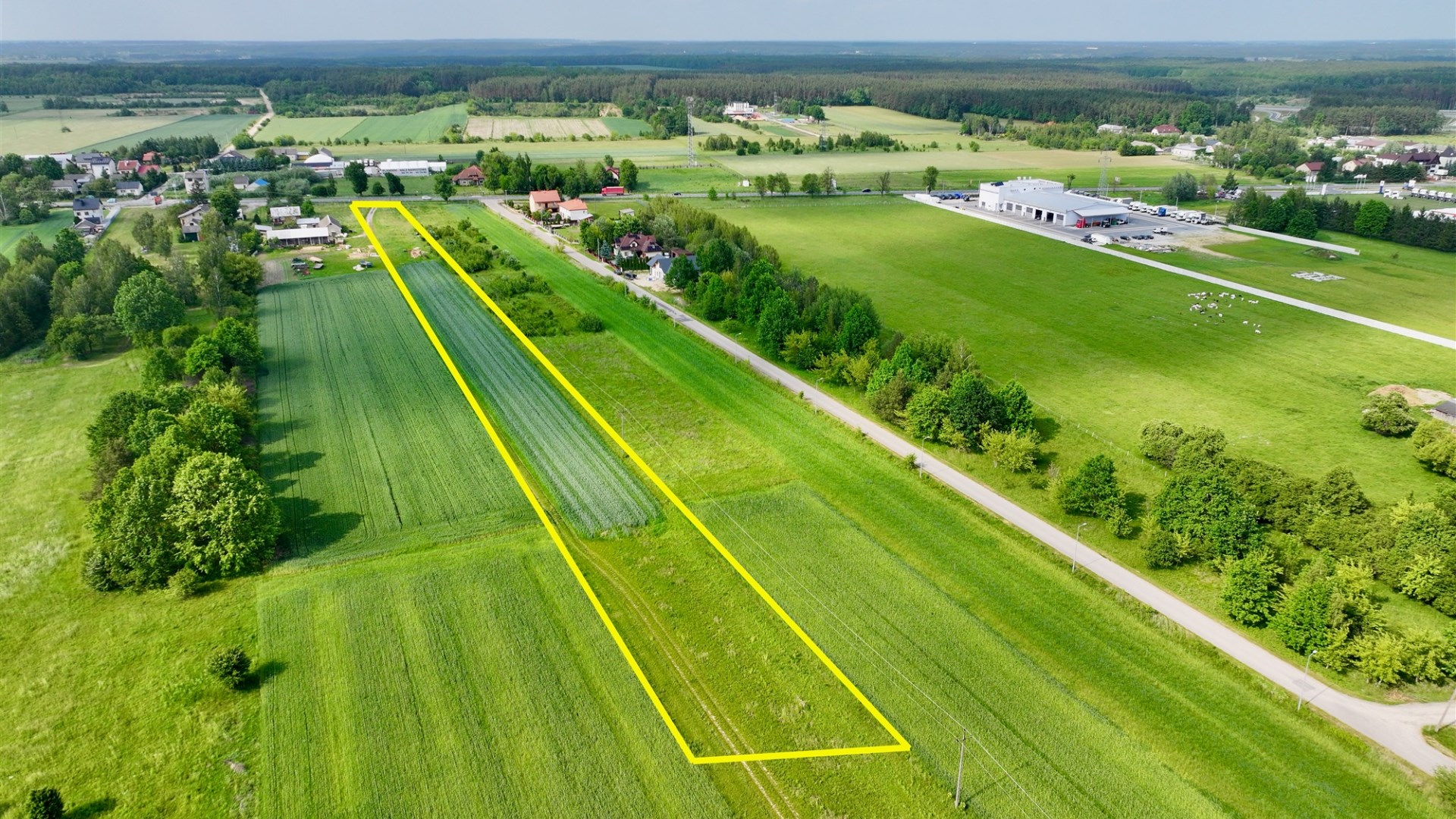 Działka na sprzedaż